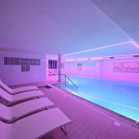 Otel Av Club Terme Colella 3*